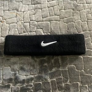 Nike headband